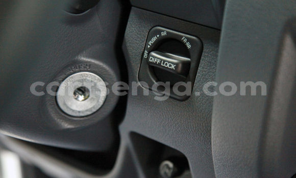 Buy Import Toyota Land Cruiser White Car in Ezulwini in Hhohho Buy Import Toyota Land Cruiser White Car in Ezulwini in Hhohho