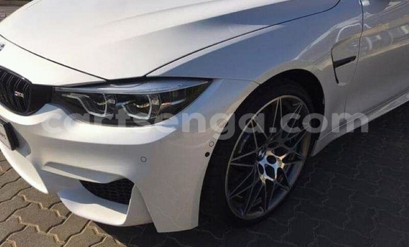 Nunua Ilio tumika BMW M4 White Gari ndani ya Manzini nchini Manzini Nunua Ilio tumika BMW M4 White Gari ndani ya Manzini nchini Manzini