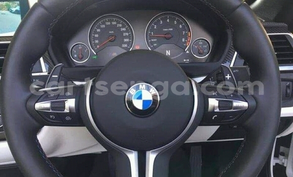 Nunua Ilio tumika BMW M4 White Gari ndani ya Manzini nchini Manzini Nunua Ilio tumika BMW M4 White Gari ndani ya Manzini nchini Manzini
