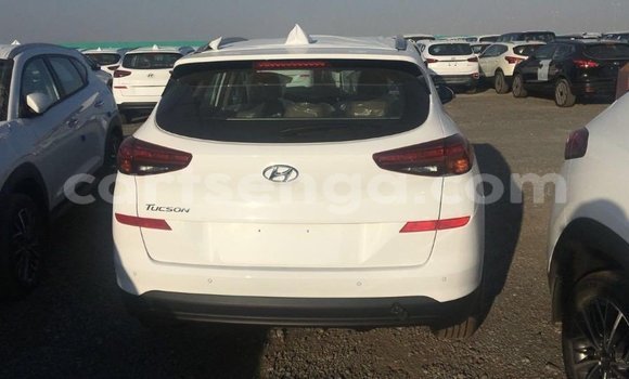 Acheter Import Voiture Hyundai Tucson Blanc à Import - Dubai, Hhohho Acheter Import Voiture Hyundai Tucson Blanc à Import - Dubai, Hhohho