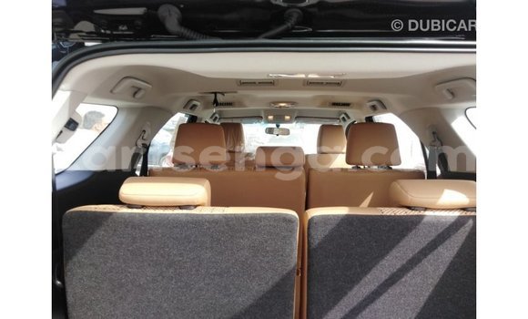 Nunua Imported Toyota Fortuner Black Gari ndani ya Import - Dubai nchini Hhohho Nunua Imported Toyota Fortuner Black Gari ndani ya Import - Dubai nchini Hhohho