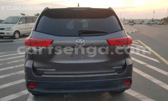 Buy Import Toyota Highlander Other Car in Import - Dubai in Hhohho Buy Import Toyota Highlander Other Car in Import - Dubai in Hhohho