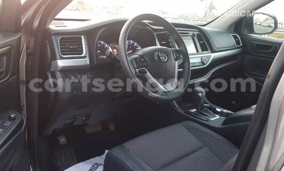 Buy Import Toyota Highlander Other Car in Import - Dubai in Hhohho Buy Import Toyota Highlander Other Car in Import - Dubai in Hhohho