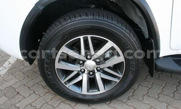 Acheter Occasion Voiture Toyota Fortuner Blanc à Malkerns, Manzini Acheter Occasion Voiture Toyota Fortuner Blanc à Malkerns, Manzini