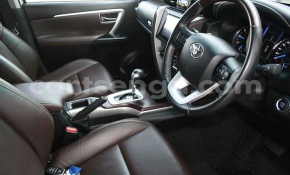 Acheter Occasion Voiture Toyota Fortuner Blanc à Malkerns, Manzini Acheter Occasion Voiture Toyota Fortuner Blanc à Malkerns, Manzini