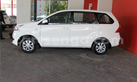 Buy Used Toyota Avanza White Car in Ezulwini in Hhohho Buy Used Toyota Avanza White Car in Ezulwini in Hhohho