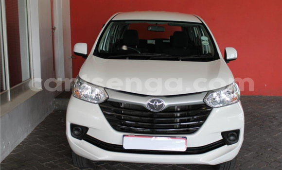 Buy Used Toyota Avanza White Car in Ezulwini in Hhohho Buy Used Toyota Avanza White Car in Ezulwini in Hhohho