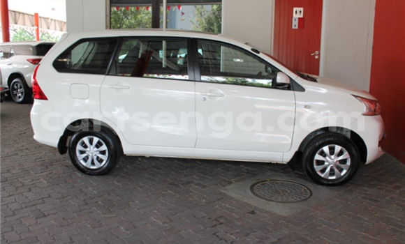 Buy Used Toyota Avanza White Car in Ezulwini in Hhohho Buy Used Toyota Avanza White Car in Ezulwini in Hhohho