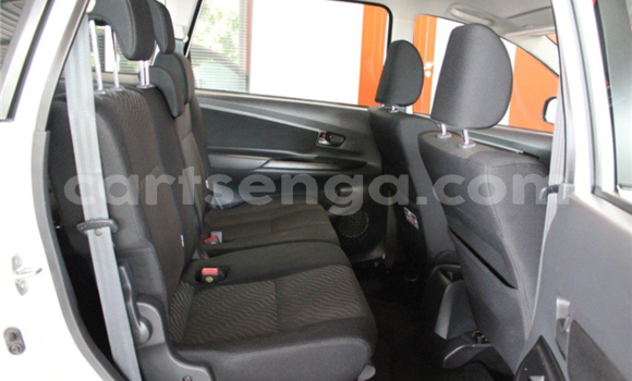 Buy Used Toyota Avanza White Car in Ezulwini in Hhohho Buy Used Toyota Avanza White Car in Ezulwini in Hhohho