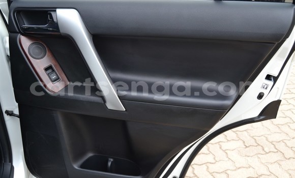 Acheter Occasion Voiture Toyota Prado Blanc à Malkerns, Manzini Acheter Occasion Voiture Toyota Prado Blanc à Malkerns, Manzini