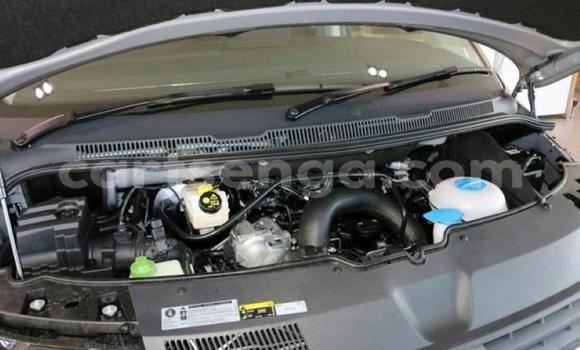 Buy Used Volkswagen Caravelle Other Car in Bhunya in Manzini Buy Used Volkswagen Caravelle Other Car in Bhunya in Manzini