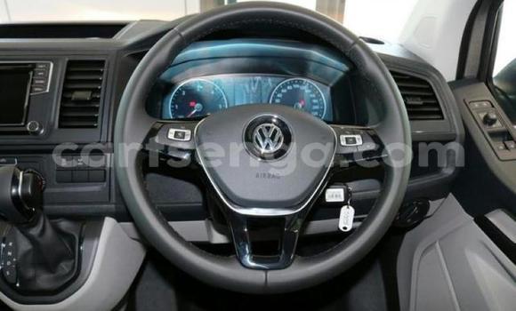 Buy Used Volkswagen Caravelle Other Car in Bhunya in Manzini Buy Used Volkswagen Caravelle Other Car in Bhunya in Manzini