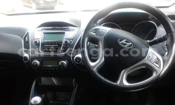 Buy Used Hyundai ix35 Black Car in Bulembu in Hhohho Buy Used Hyundai ix35 Black Car in Bulembu in Hhohho