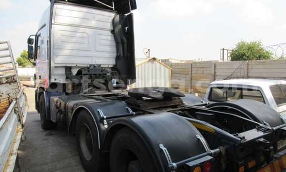 Buy Used Mercedes‒Benz 2644 White Truck in Mbabane in Manzini Buy Used Mercedes‒Benz 2644 White Truck in Mbabane in Manzini