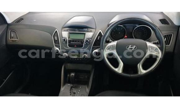 Nunua Ilio tumika Hyundai ix35 Silver Gari ndani ya Manzini nchini Manzini Nunua Ilio tumika Hyundai ix35 Silver Gari ndani ya Manzini nchini Manzini