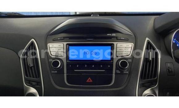 Nunua Ilio tumika Hyundai ix35 Silver Gari ndani ya Manzini nchini Manzini Nunua Ilio tumika Hyundai ix35 Silver Gari ndani ya Manzini nchini Manzini