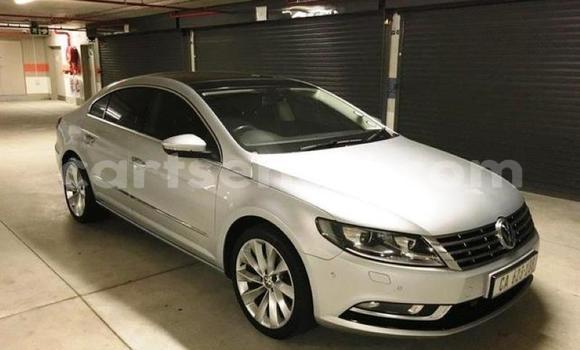 Nunua Ilio tumika Volkswagen Passat CC Silver Gari ndani ya Manzini nchini Manzini Nunua Ilio tumika Volkswagen Passat CC Silver Gari ndani ya Manzini nchini Manzini