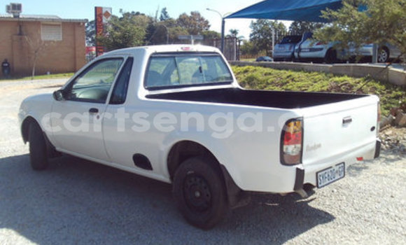 Buy Used Ford Model T White Car in Bhunya in Manzini Buy Used Ford Model T White Car in Bhunya in Manzini