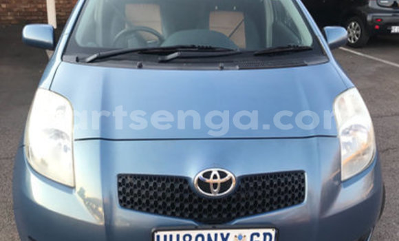 Buy Used Toyota Yaris Blue Car in Bhunya in Manzini Buy Used Toyota Yaris Blue Car in Bhunya in Manzini