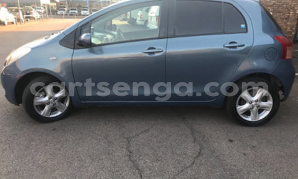 Buy Used Toyota Yaris Blue Car in Bhunya in Manzini Buy Used Toyota Yaris Blue Car in Bhunya in Manzini