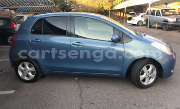 Buy Used Toyota Yaris Blue Car in Bhunya in Manzini Buy Used Toyota Yaris Blue Car in Bhunya in Manzini