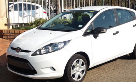 Buy Used Ford Fiesta White Car in Bhunya in Manzini Buy Used Ford Fiesta White Car in Bhunya in Manzini