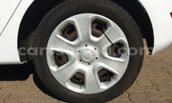 Buy Used Ford Fiesta White Car in Bhunya in Manzini Buy Used Ford Fiesta White Car in Bhunya in Manzini