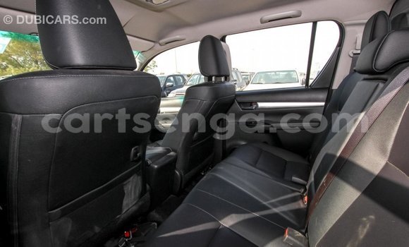 Buy Import Toyota Hilux Black Car in Import - Dubai in Hhohho Buy Import Toyota Hilux Black Car in Import - Dubai in Hhohho