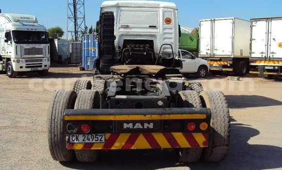 Nunua Ilio tumika Marcos LM 400 White Gari ndani ya Bhunya nchini Manzini Nunua Ilio tumika Marcos LM 400 White Gari ndani ya Bhunya nchini Manzini