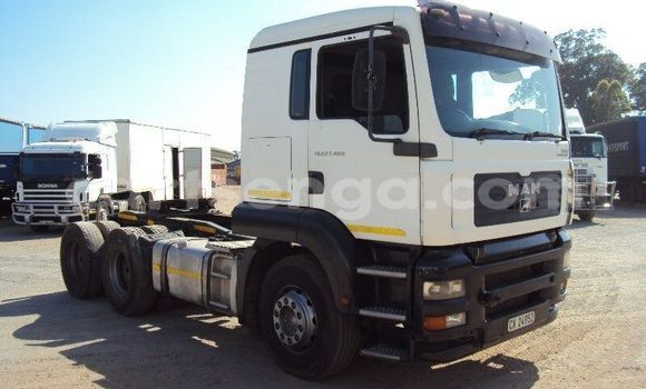 Nunua Ilio tumika Marcos LM 400 White Gari ndani ya Bhunya nchini Manzini Nunua Ilio tumika Marcos LM 400 White Gari ndani ya Bhunya nchini Manzini