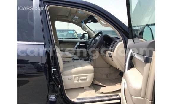Buy Import Toyota Land Cruiser Black Car in Import - Dubai in Hhohho Buy Import Toyota Land Cruiser Black Car in Import - Dubai in Hhohho