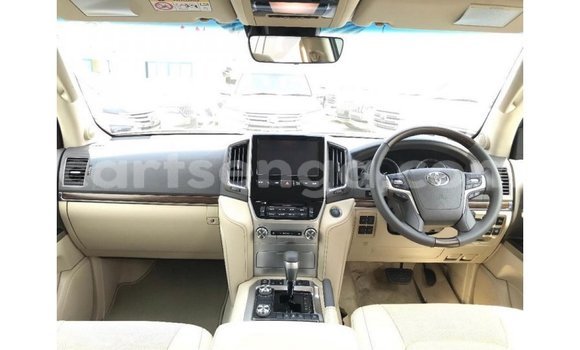 Buy Import Toyota Land Cruiser Black Car in Import - Dubai in Hhohho Buy Import Toyota Land Cruiser Black Car in Import - Dubai in Hhohho