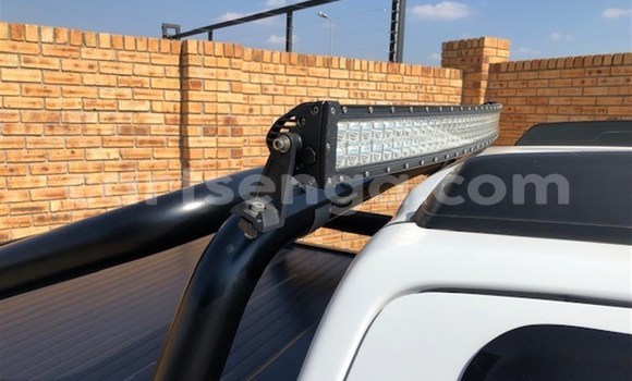 Acheter Occasion Voiture Isuzu KB Blanc à Manzini, Manzini Acheter Occasion Voiture Isuzu KB Blanc à Manzini, Manzini