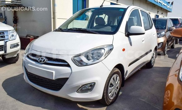 Buy Import Hyundai i10 White Car in Import - Dubai in Hhohho Buy Import Hyundai i10 White Car in Import - Dubai in Hhohho