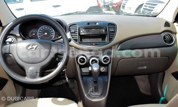 Buy Import Hyundai i10 White Car in Import - Dubai in Hhohho Buy Import Hyundai i10 White Car in Import - Dubai in Hhohho