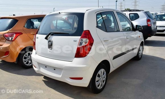Buy Import Hyundai i10 White Car in Import - Dubai in Hhohho Buy Import Hyundai i10 White Car in Import - Dubai in Hhohho