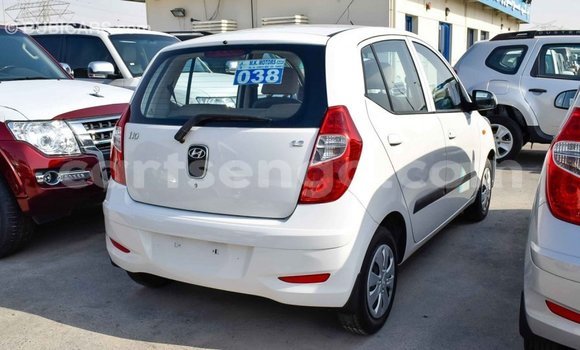 Buy Import Hyundai i10 White Car in Import - Dubai in Hhohho Buy Import Hyundai i10 White Car in Import - Dubai in Hhohho