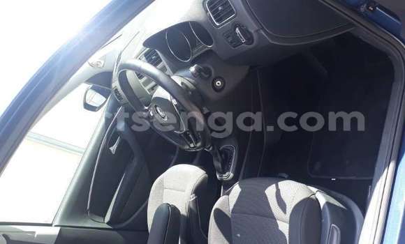 Buy Used Volkswagen Polo Blue Car in Bhunya in Manzini Buy Used Volkswagen Polo Blue Car in Bhunya in Manzini