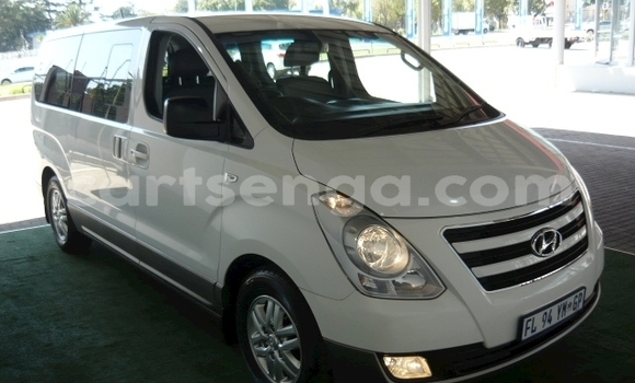 Buy Used Hyundai H1 White Car in Manzini in Manzini Buy Used Hyundai H1 White Car in Manzini in Manzini