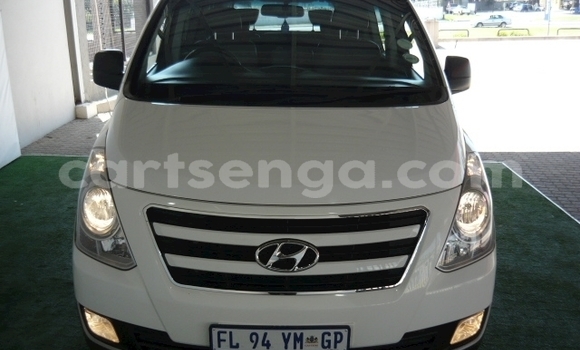 Buy Used Hyundai H1 White Car in Manzini in Manzini Buy Used Hyundai H1 White Car in Manzini in Manzini