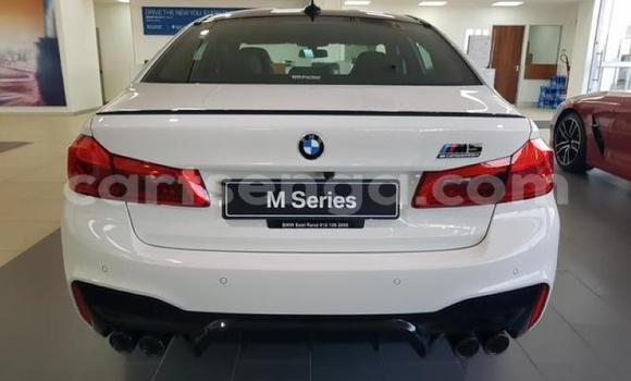 Acheter Occasion Voiture BMW M5 Blanc à Bhunya, Manzini Acheter Occasion Voiture BMW M5 Blanc à Bhunya, Manzini
