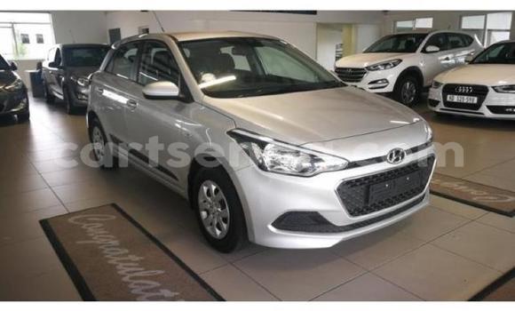 Acheter Occasion Voiture Hyundai i20 Gris à Bhunya, Manzini Acheter Occasion Voiture Hyundai i20 Gris à Bhunya, Manzini