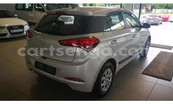 Acheter Occasion Voiture Hyundai i20 Gris à Bhunya, Manzini Acheter Occasion Voiture Hyundai i20 Gris à Bhunya, Manzini