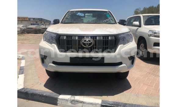 Nunua Imported Toyota Prado White Gari ndani ya Import - Dubai nchini Hhohho Nunua Imported Toyota Prado White Gari ndani ya Import - Dubai nchini Hhohho