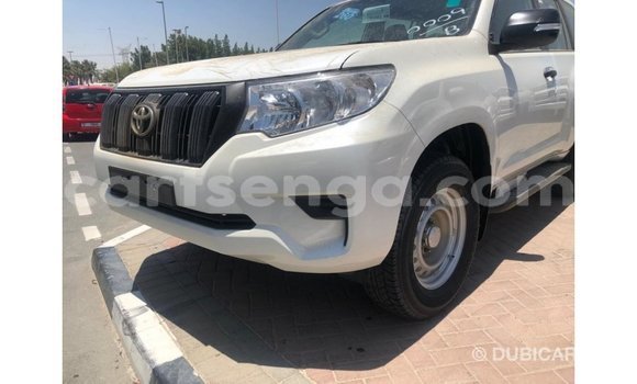 Nunua Imported Toyota Prado White Gari ndani ya Import - Dubai nchini Hhohho Nunua Imported Toyota Prado White Gari ndani ya Import - Dubai nchini Hhohho