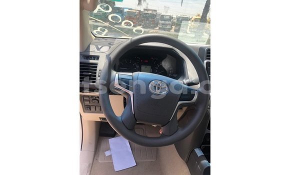 Nunua Imported Toyota Prado White Gari ndani ya Import - Dubai nchini Hhohho Nunua Imported Toyota Prado White Gari ndani ya Import - Dubai nchini Hhohho