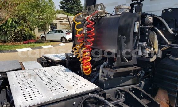 Acheter Occasion Utilitaire Nissan UD Blanc à Bhunya, Manzini Acheter Occasion Utilitaire Nissan UD Blanc à Bhunya, Manzini