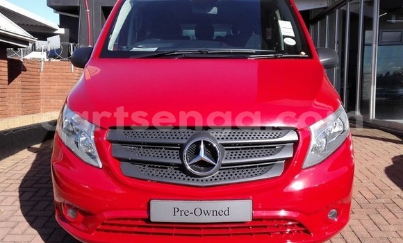 Acheter Occasion Voiture Mercedes‒Benz Vito Rouge à Bhunya, Manzini Acheter Occasion Voiture Mercedes‒Benz Vito Rouge à Bhunya, Manzini