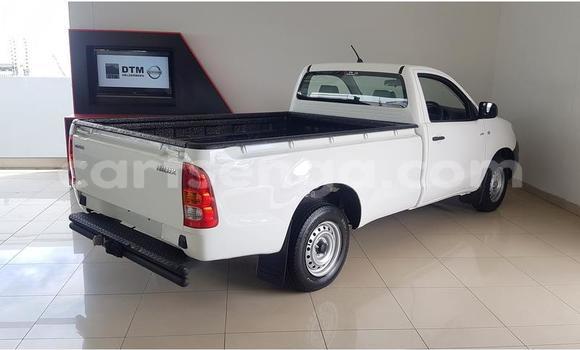 Acheter Occasion Voiture Toyota Hilux Blanc à Bhunya, Manzini Acheter Occasion Voiture Toyota Hilux Blanc à Bhunya, Manzini