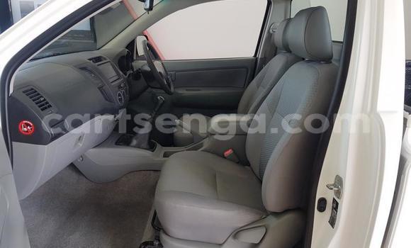 Acheter Occasion Voiture Toyota Hilux Blanc à Bhunya, Manzini Acheter Occasion Voiture Toyota Hilux Blanc à Bhunya, Manzini